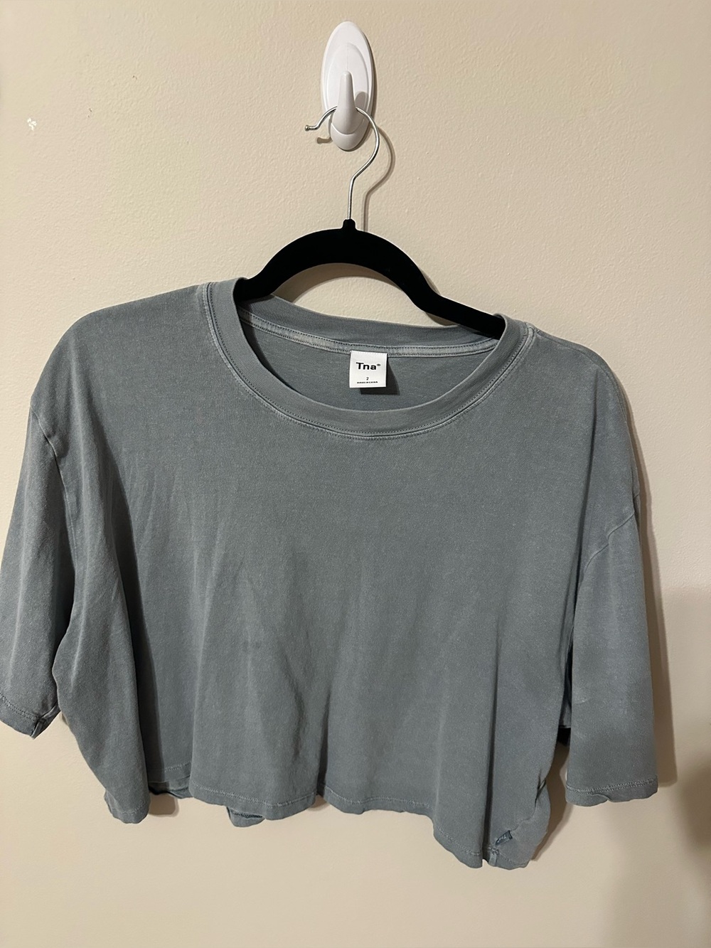 TNA Cropped Boxy Cropped Tee in Greyish blue
